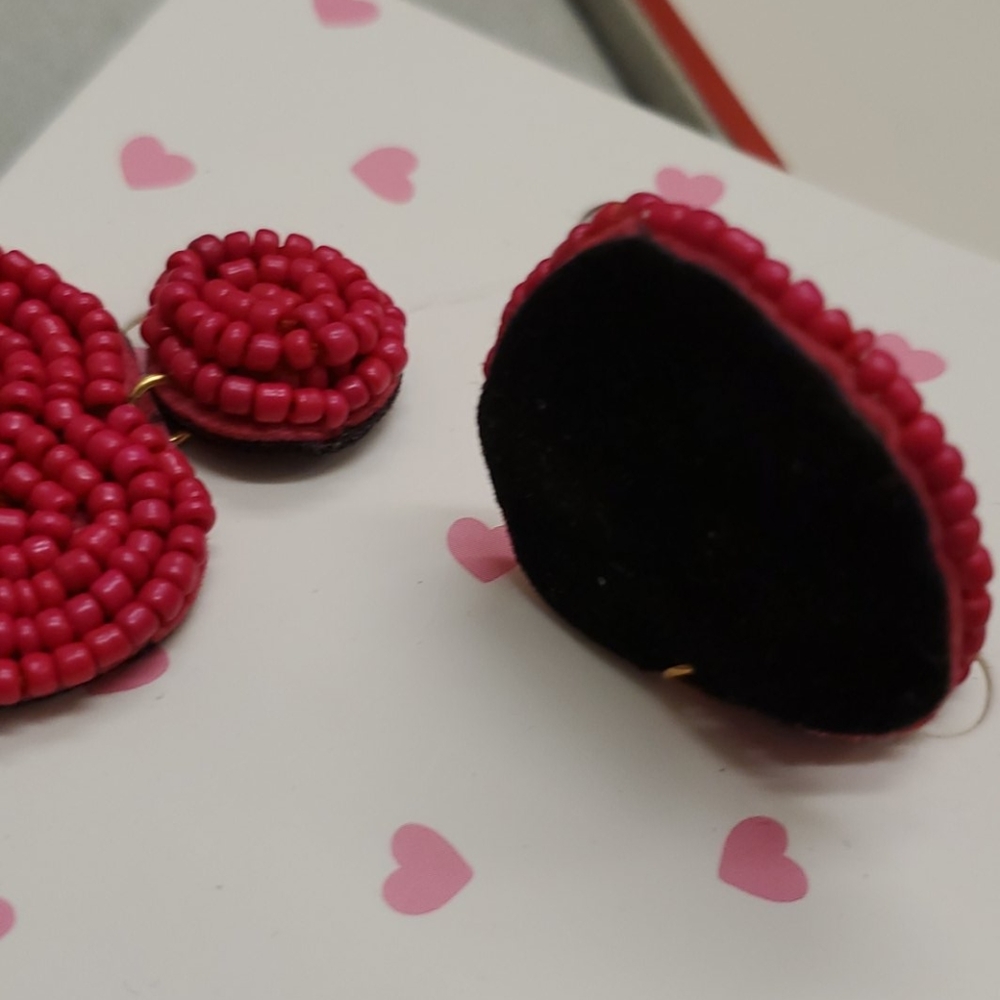 Magenta heart earrings - Picture 4 of 4